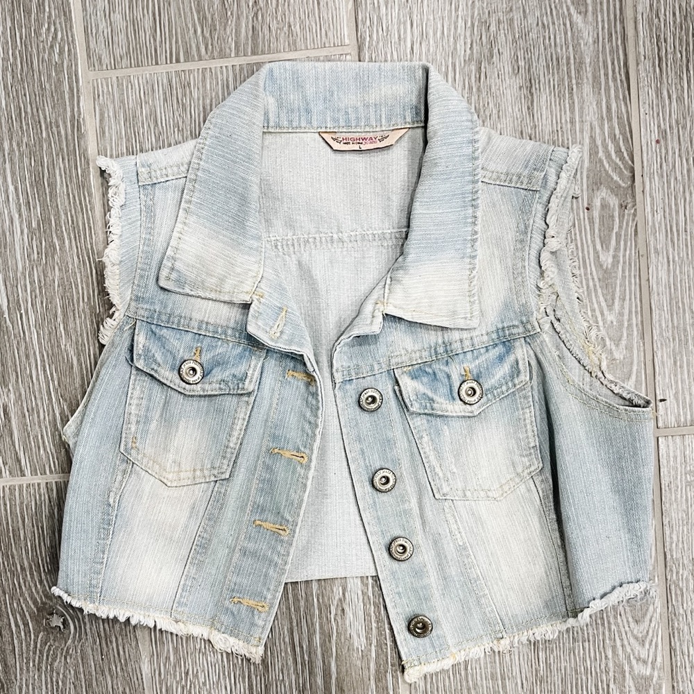 Short Jean Vest with Frayed Edges